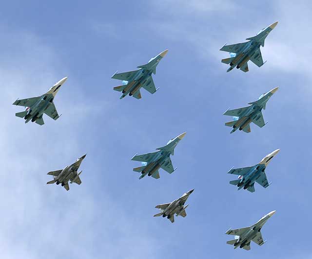 Самолеты на Параде Победы. Крупный план. 9 мая 2015 года, Москва